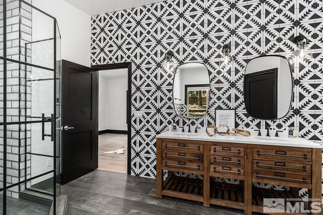 Building Photo - 331 Winding Way