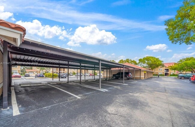 Building Photo - 231 SW 116th Ave