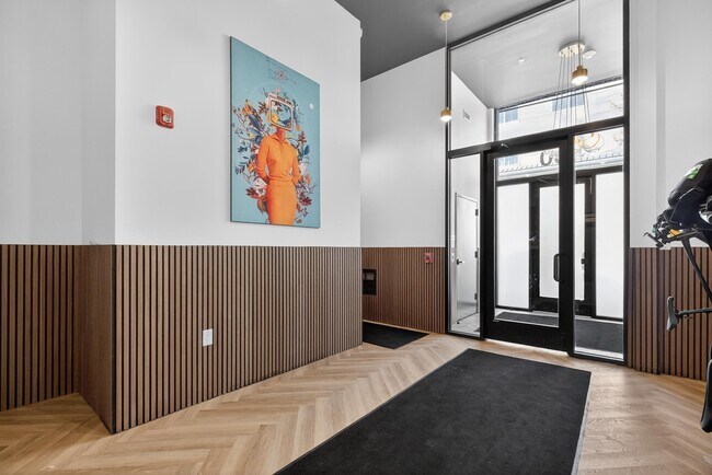 Building Photo - 160 Brunswick St