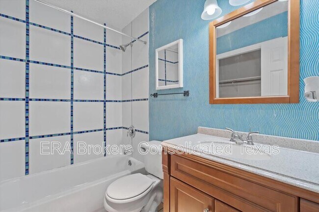 Building Photo - 11908 Broad Oaks Dr