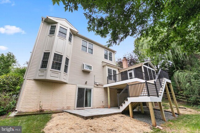 Building Photo - 46450 Saffron Ct