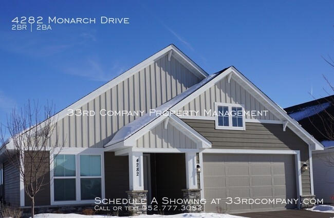 Primary Photo - Easy Living, One-Level Woodbury Villa!