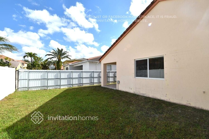 Building Photo - 13237 SW 52nd St