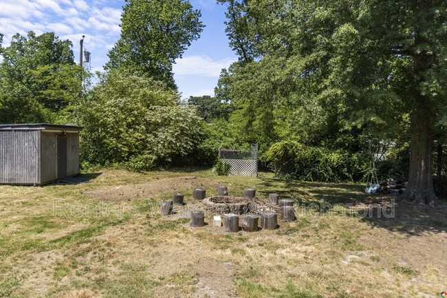 Building Photo - 1516 Fort Hill Dr