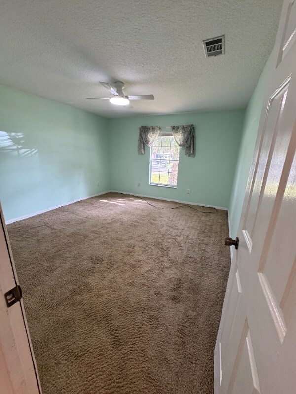 Building Photo - 1002 Stout Ct