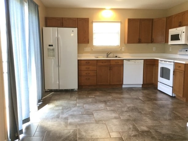 Building Photo - 108 Endicott Ct