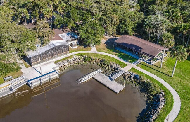 Building Photo - 4 Susan Pl