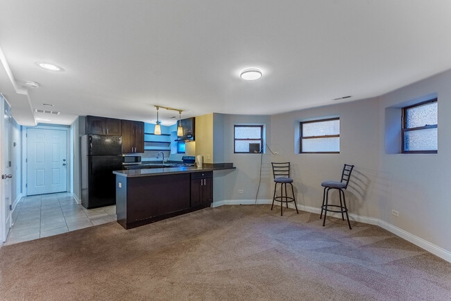 Building Photo - 3345 N Keating Ave