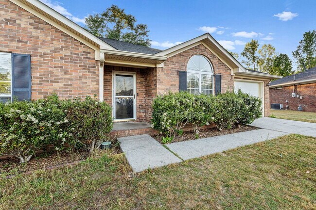 Building Photo - 3013 Heron Ct
