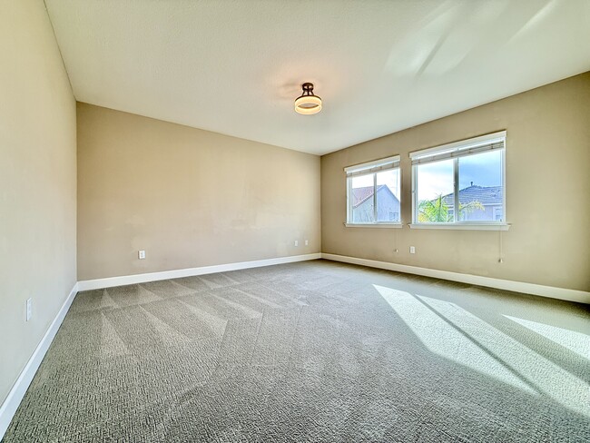 Building Photo - 7107 Oswego Ct