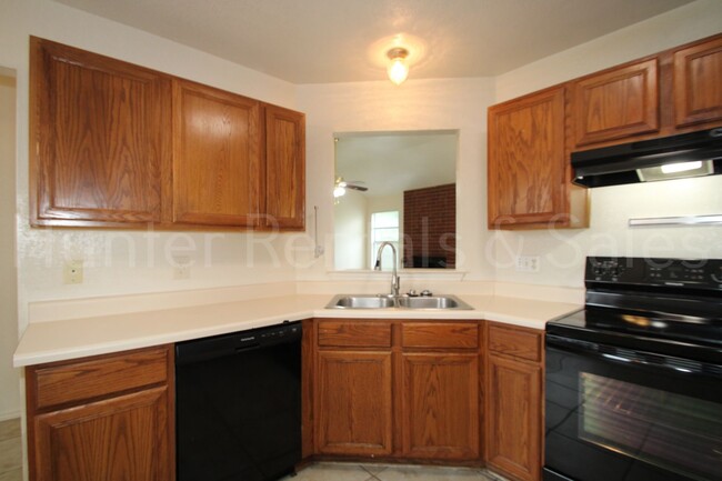 Building Photo - Perfect Four-Bedroom!