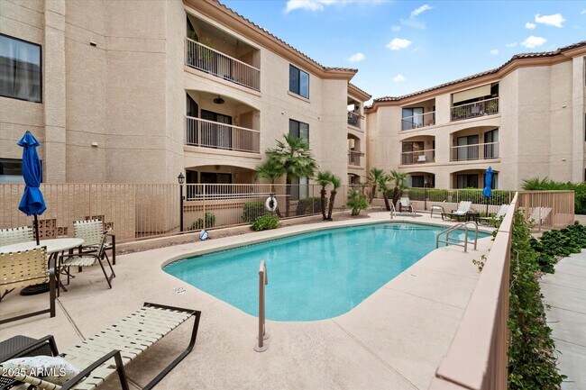 Building Photo - 16631 E El Lago Blvd