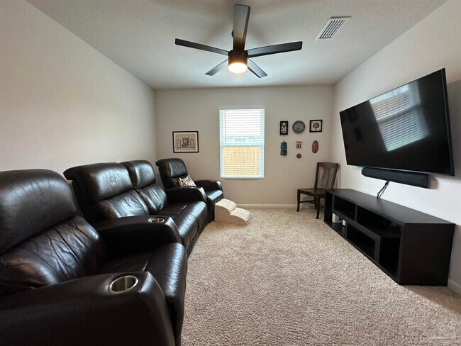 Building Photo - 4014 Whitetail Ln