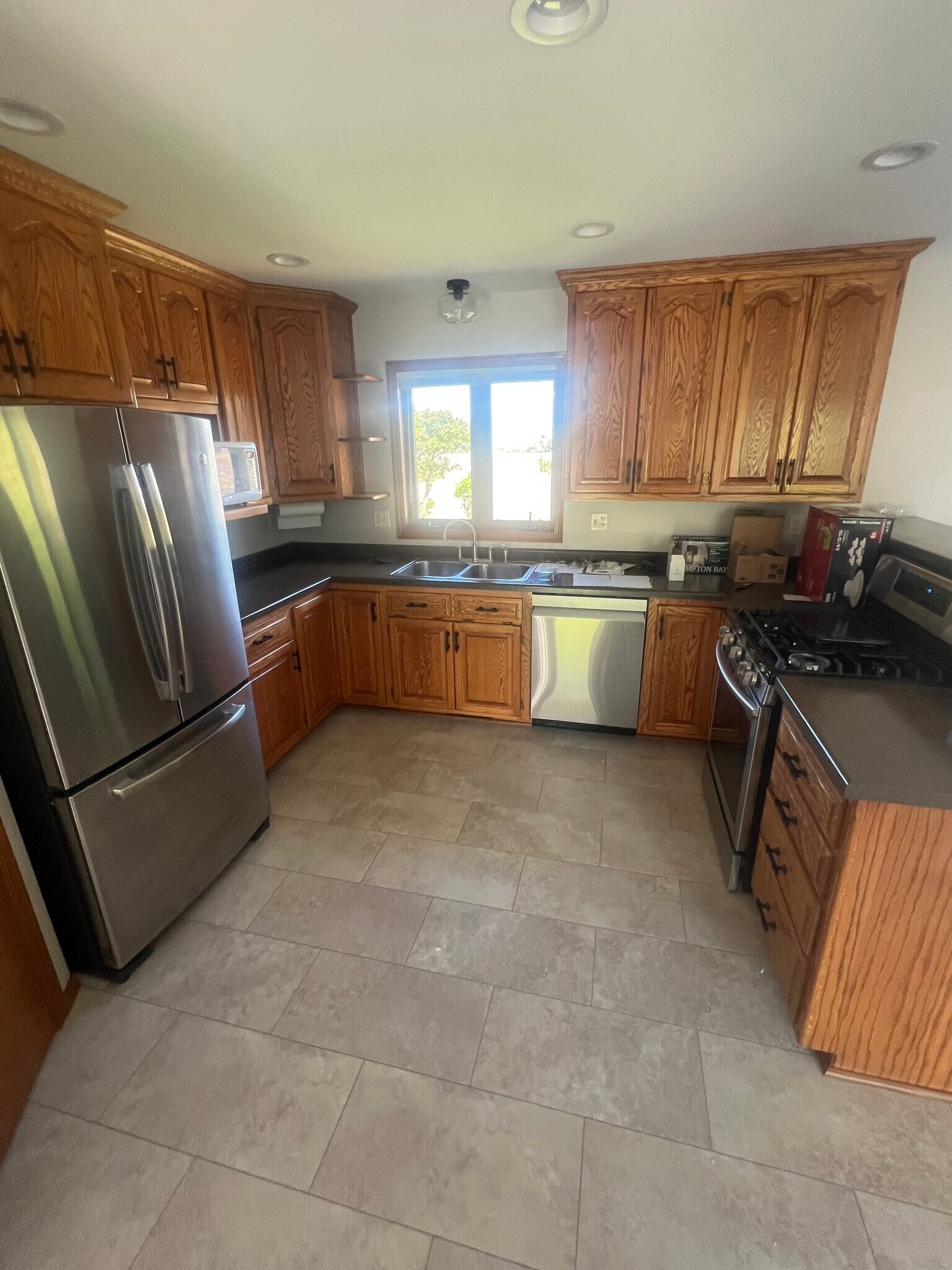 Kitchen open concept - 2660 Sandra Rose Ln