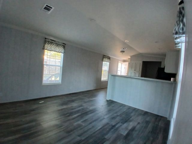 Building Photo - 1631 Semon Dr