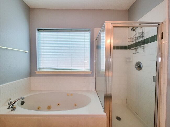 Building Photo - 6410 Coley Park