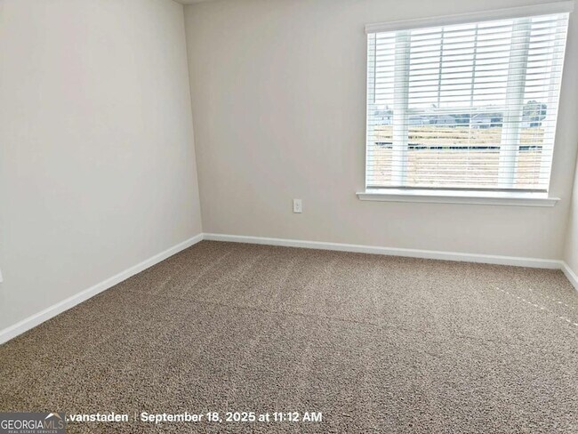 Building Photo - 2111 Avalon Rdg