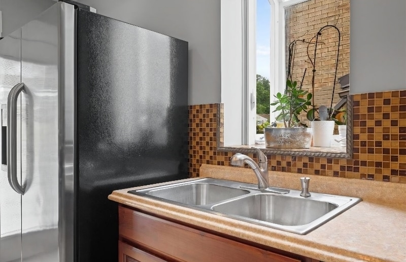 Building Photo - 59 Maytide St