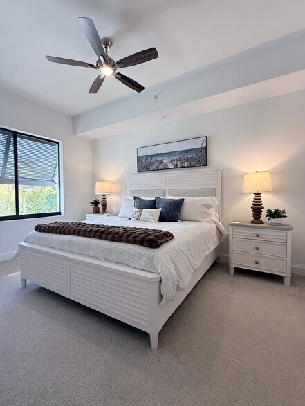 Building Photo - 1111 Central Ave