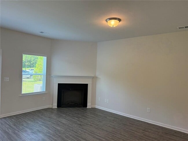 Building Photo - 1138 Chastain Dr