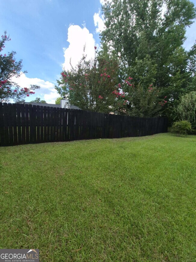 Building Photo - 1331 Misty Ridge Ct