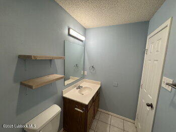 Building Photo - 516 N Kline Ave