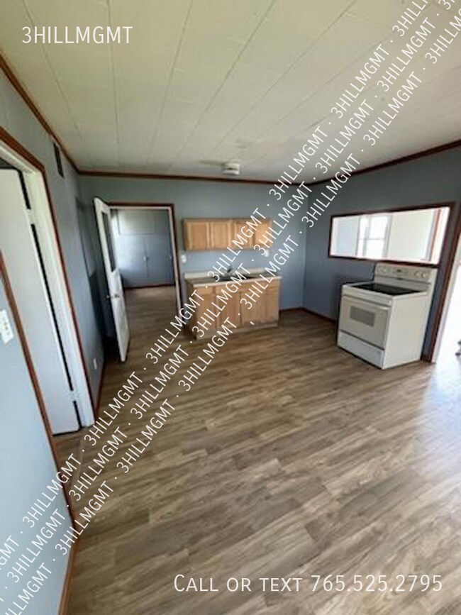 Building Photo - 5600 W Kilgore Ave