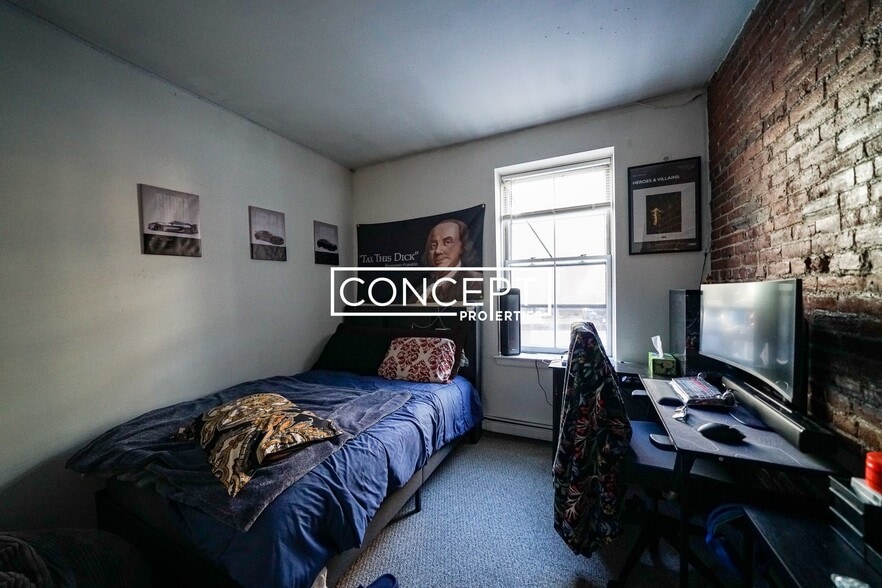 Building Photo - 480 Massachusetts Ave