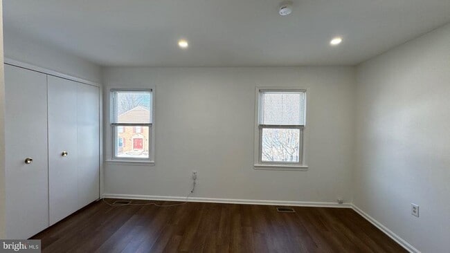 Building Photo - 3837 Lansdale Ct