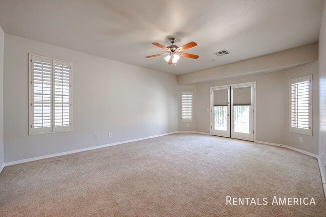 Building Photo - 3173 E Canyon Way