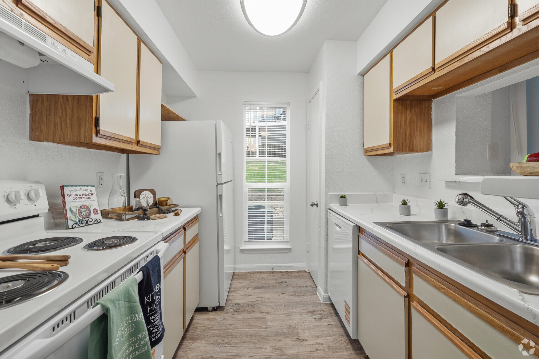 Kitchen - Lexington Hills