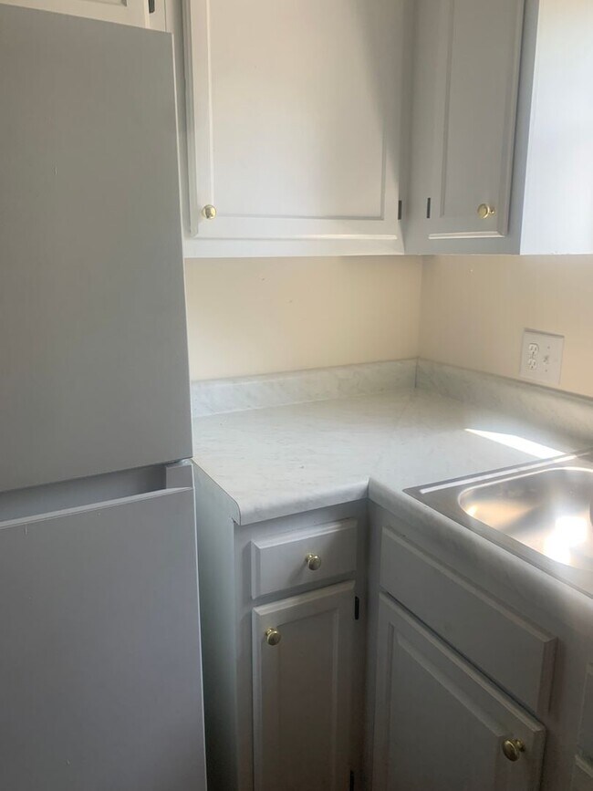 Building Photo - REMODELED NW RALEIGH TOWNHOME OFF LEESVILLE ROAD