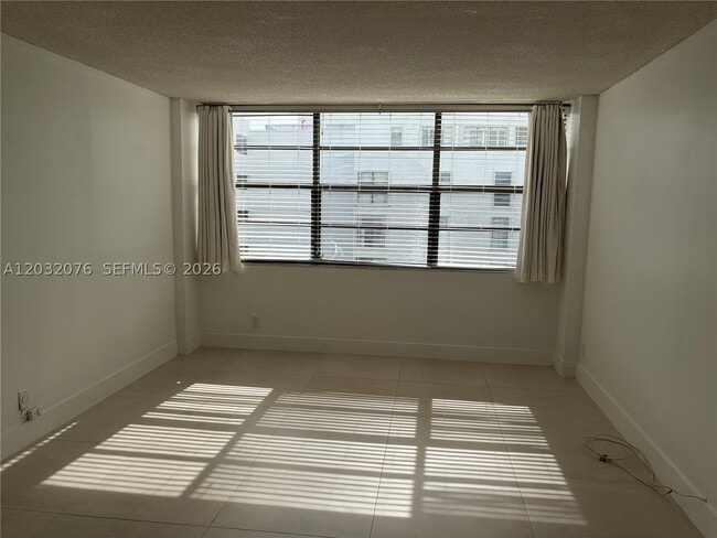 Building Photo - 150 Ocean Ln Dr