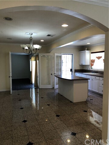 Building Photo - 8943 Beatrice Pl