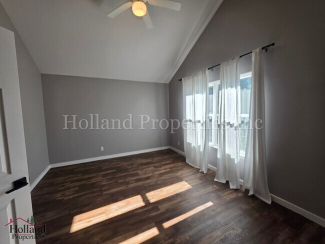 Building Photo - 3255 SW 179th Terrace