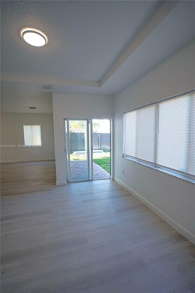 Building Photo - 1751 SW 154th Path