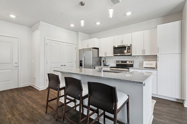 Building Photo - Ascend at Carlton