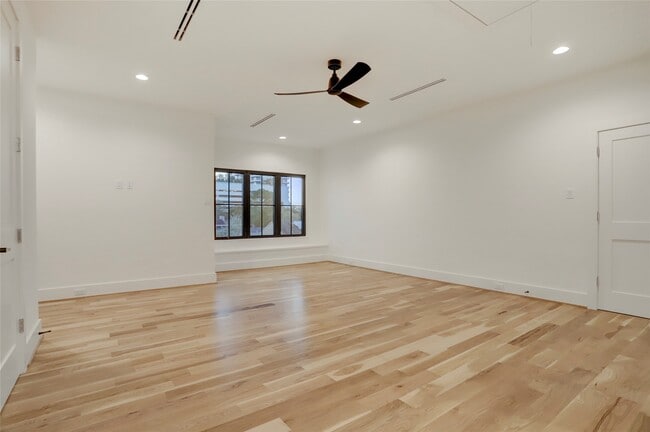 Building Photo - 2702 Westgrove Ln