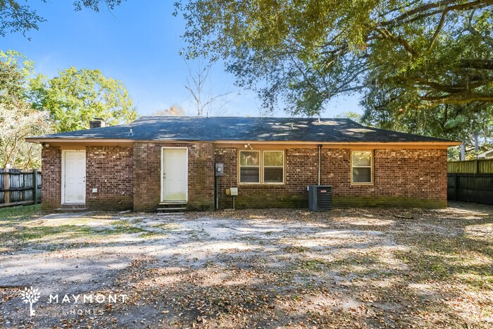 Building Photo - 115 Judith Dr