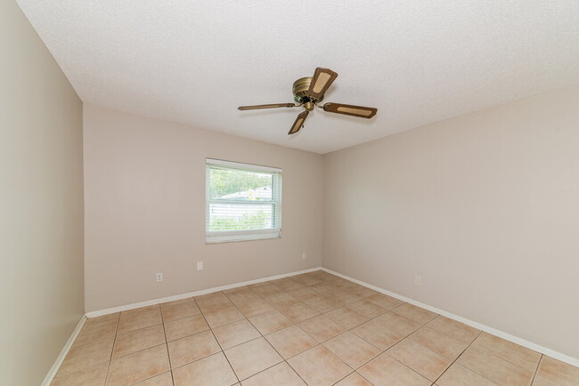 Building Photo - 3265 Lalani Blvd