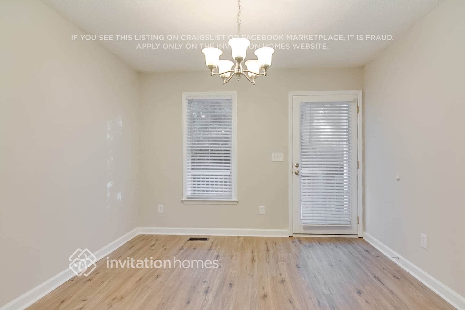 Building Photo - 3925 Old Coach Rd