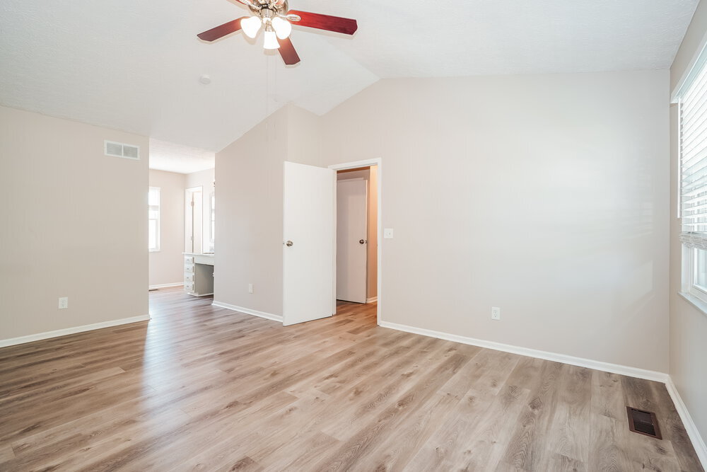 Building Photo - 6955 Pine Bark Ln
