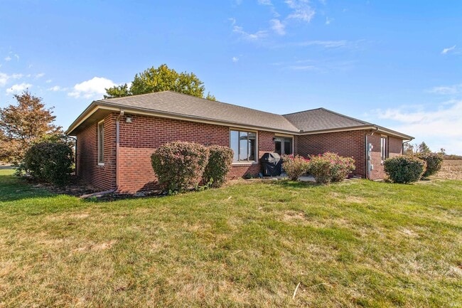 Building Photo - 2083 W 425 N