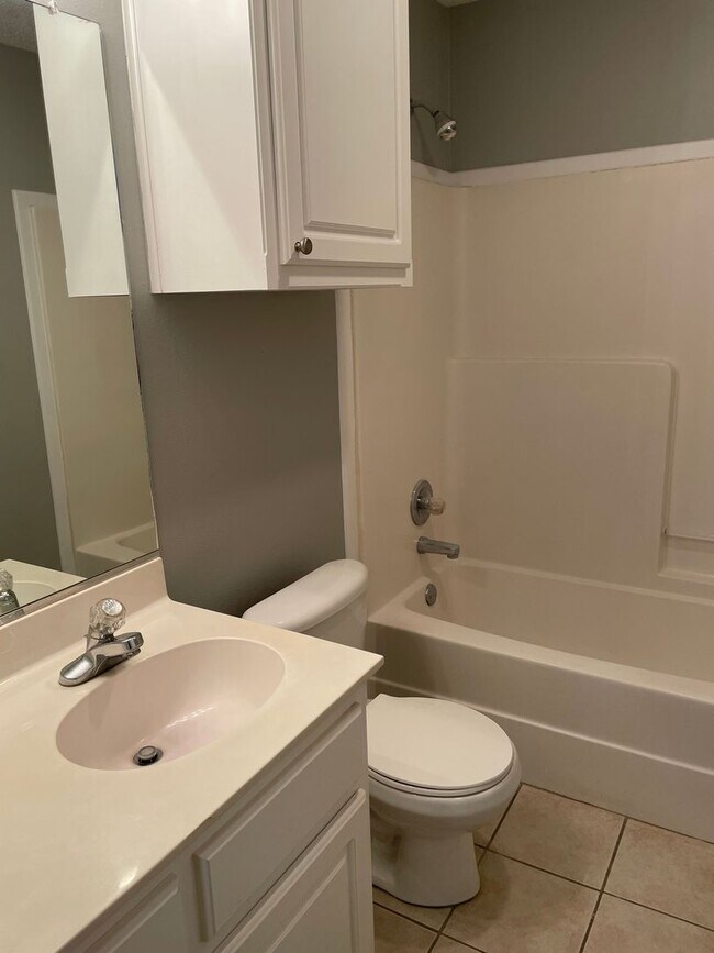 Building Photo - 2330 78th St