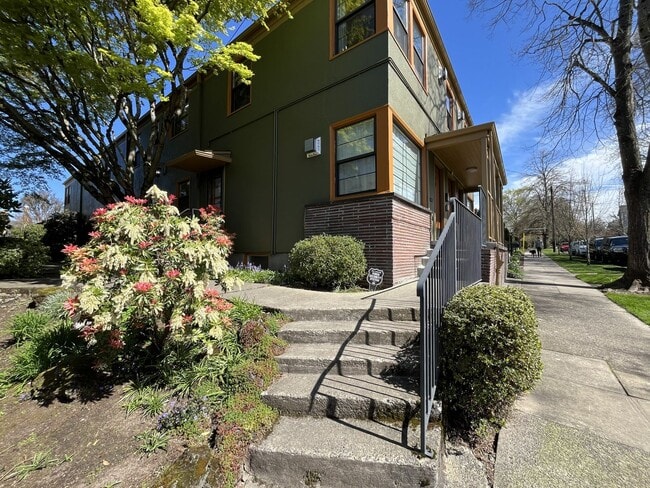 Building Photo - Stylish Condo at Terrazzo with Hardwood Floors, Open Modern Kitchen & Great Location