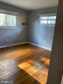 Building Photo - 704 Kings Ln