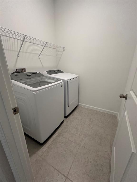 Building Photo - 456 Hennepin Lp