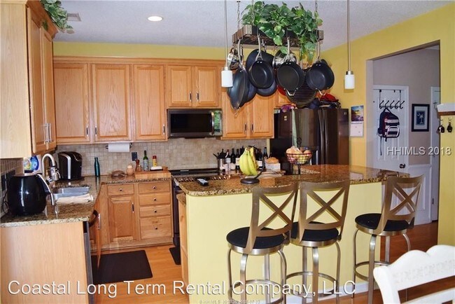 Building Photo - 4 br, 3.5 bath House - 42 Timbercrest Circle