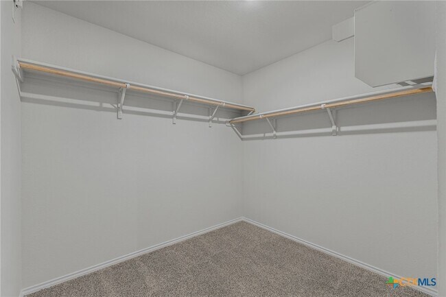 Building Photo - 4011 Baerlon Cv