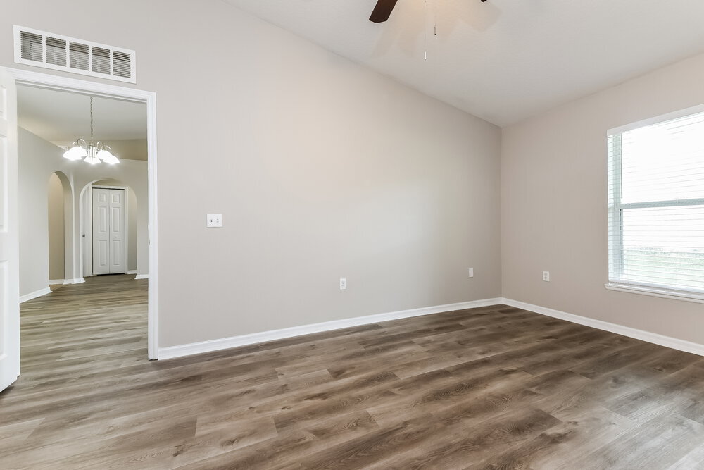 Building Photo - 2104 Aitkin Loop